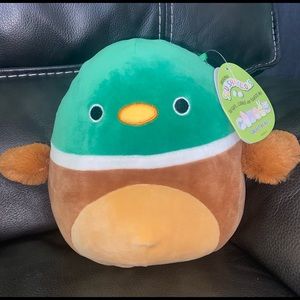 Squishmallow Avery 8”